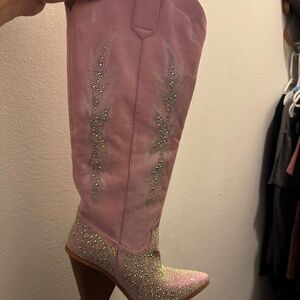 Wet kiss Helena boots 8.5